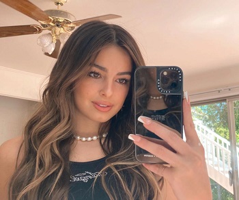 Addison Rae thổi kèn nóng bỏng