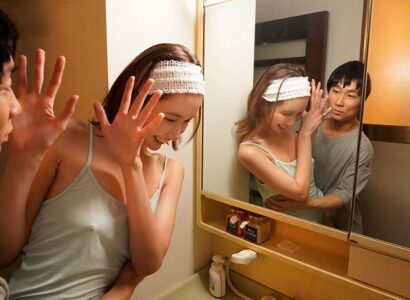 Ngủ nhờ nhà bạn bè, bất ngờ được trải nghiệm cùng cô ấy