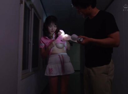 Nữ huấn luyện đội tình dục nhiệt huyết chịch nhau với đồng nghiệp